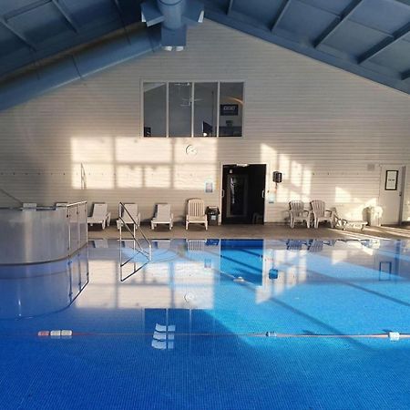 Cornwall Family Friendly Villa With Free Use Of Pool, Soft Play, Mini Golf, Tennis, Gym, Fitness Classes, Sauna And Ice Baths Newquay (Cornwall) Luaran gambar